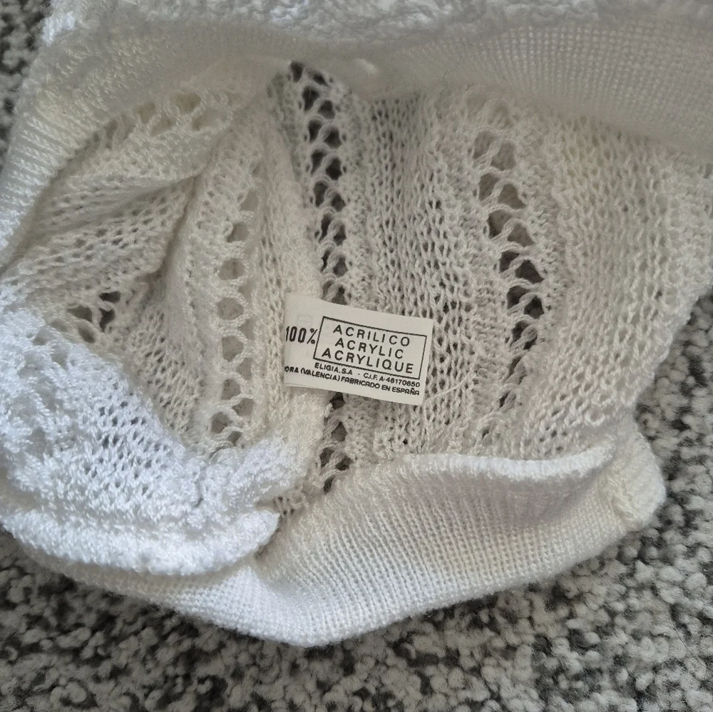 New Baby Size 3-9 Month White Knit Layette Outfit